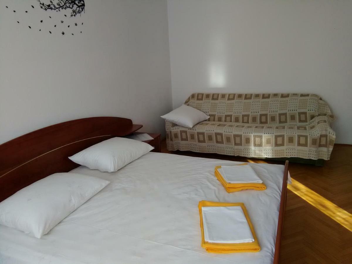 Apartments Mare Croatia Senj  Esterno foto