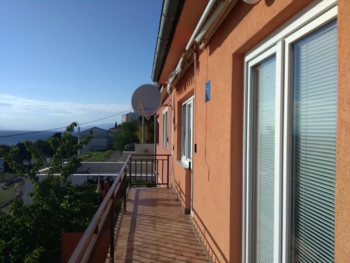 Apartments Mare Croatia Senj  Esterno foto